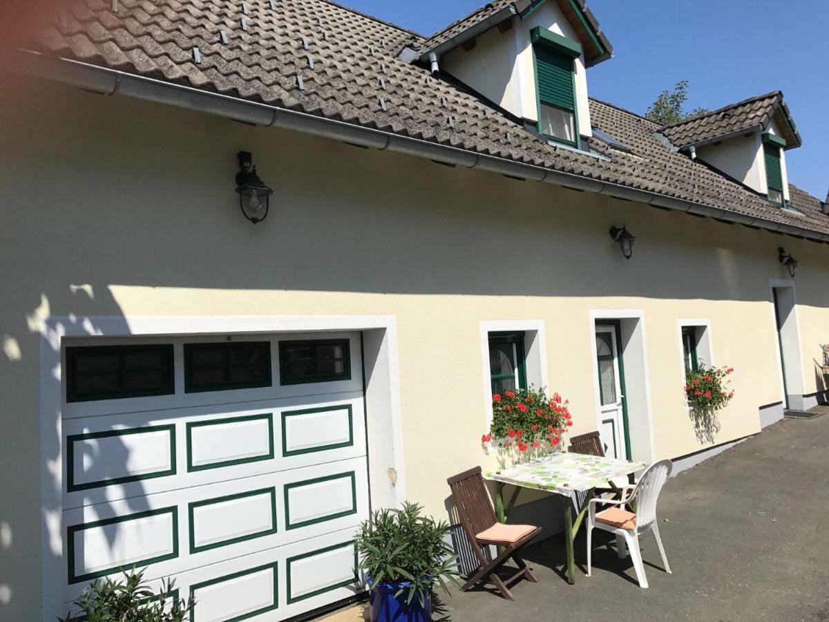 Gaestehaus Lindenhof Jennersdorf Luaran gambar